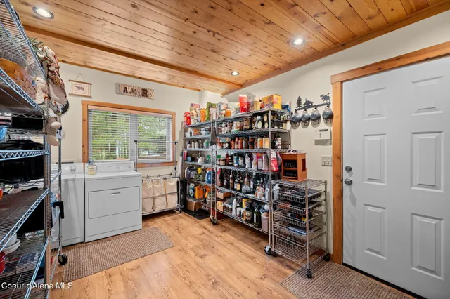 $1,545,000 | 2094 East Driftwood Heights Drive, Harrison, ID 83833