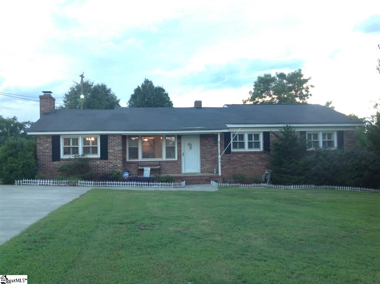 401 Garrett Street Fountain Inn, SC 29644 - Photo 1 of 23 Gallery Image 1