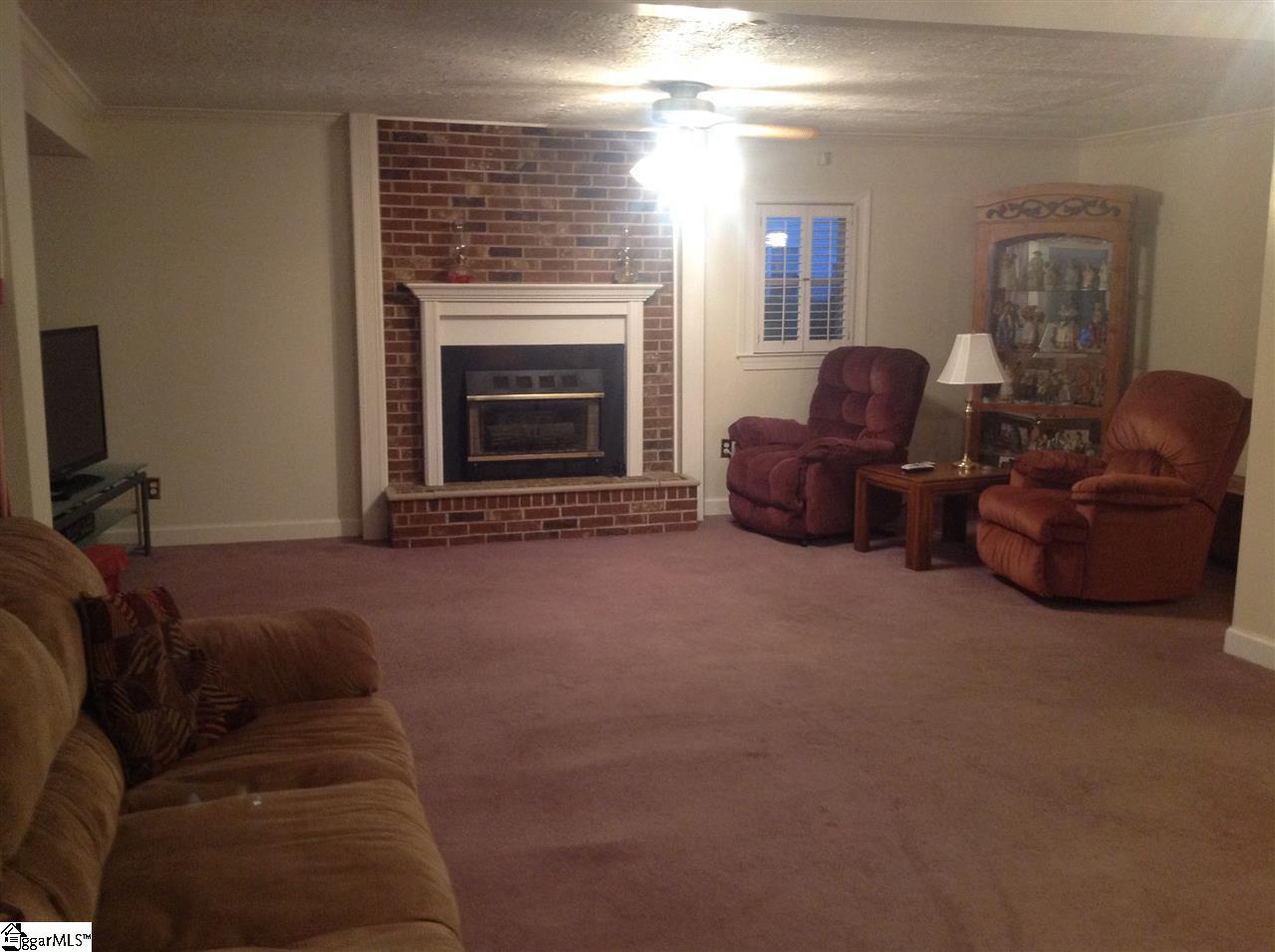 401 Garrett Street Fountain Inn, SC 29644 - Photo 9 of 23 Gallery Image 9