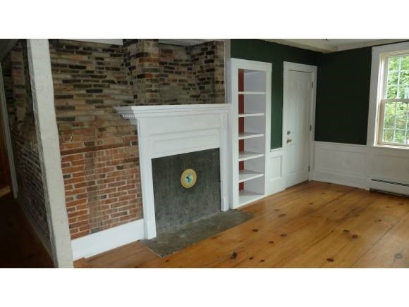 135 Ponemah Hill Road, Unit 1 Milford, NH 03055 - Photo 2 of 24