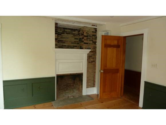 135 Ponemah Hill Road, Unit 1 Milford, NH 03055 - Photo 8 of 24