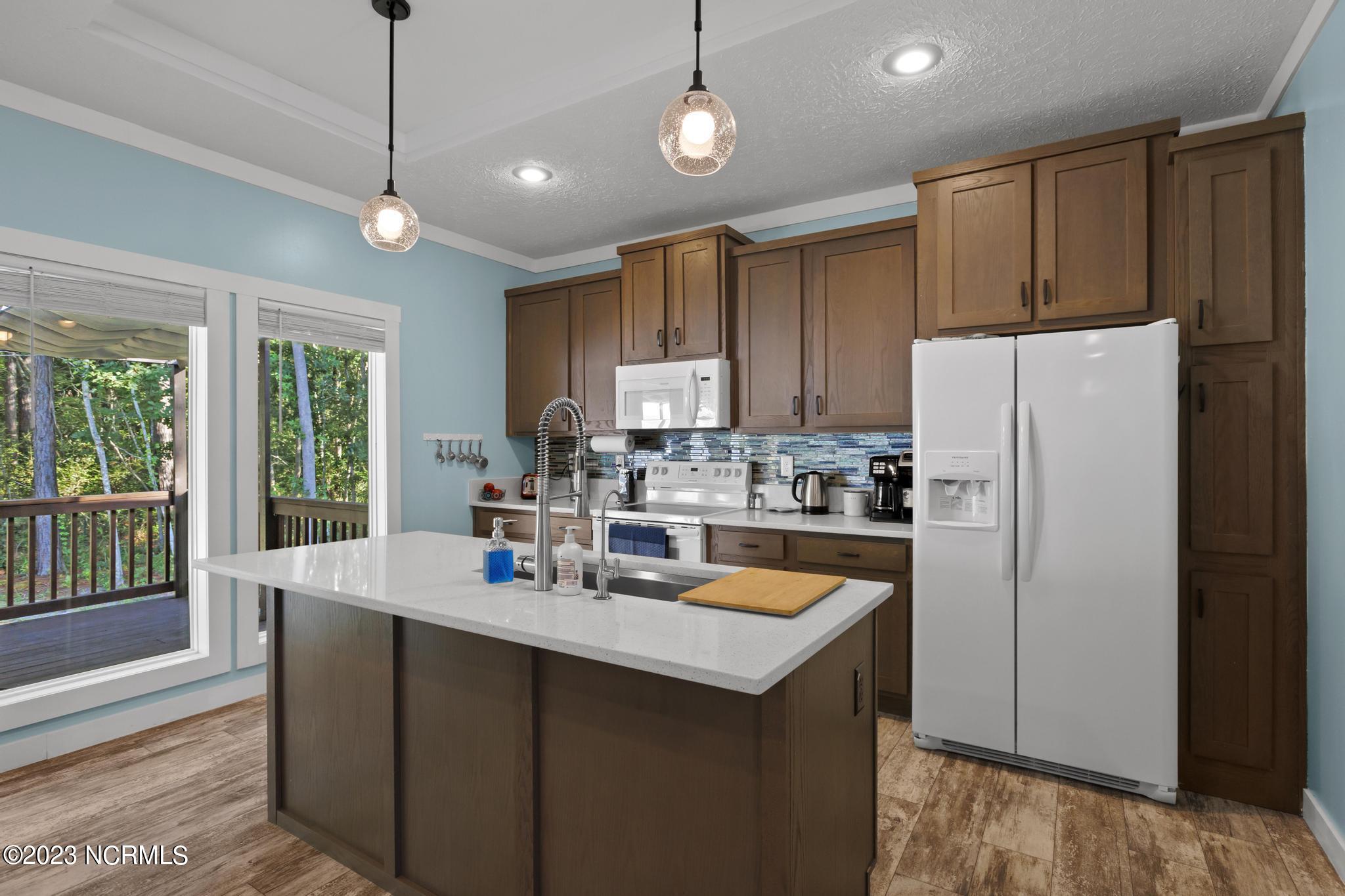 107 A Colbert Lane Hampstead, NC 28443 - Photo 14 of 32 Kitchen