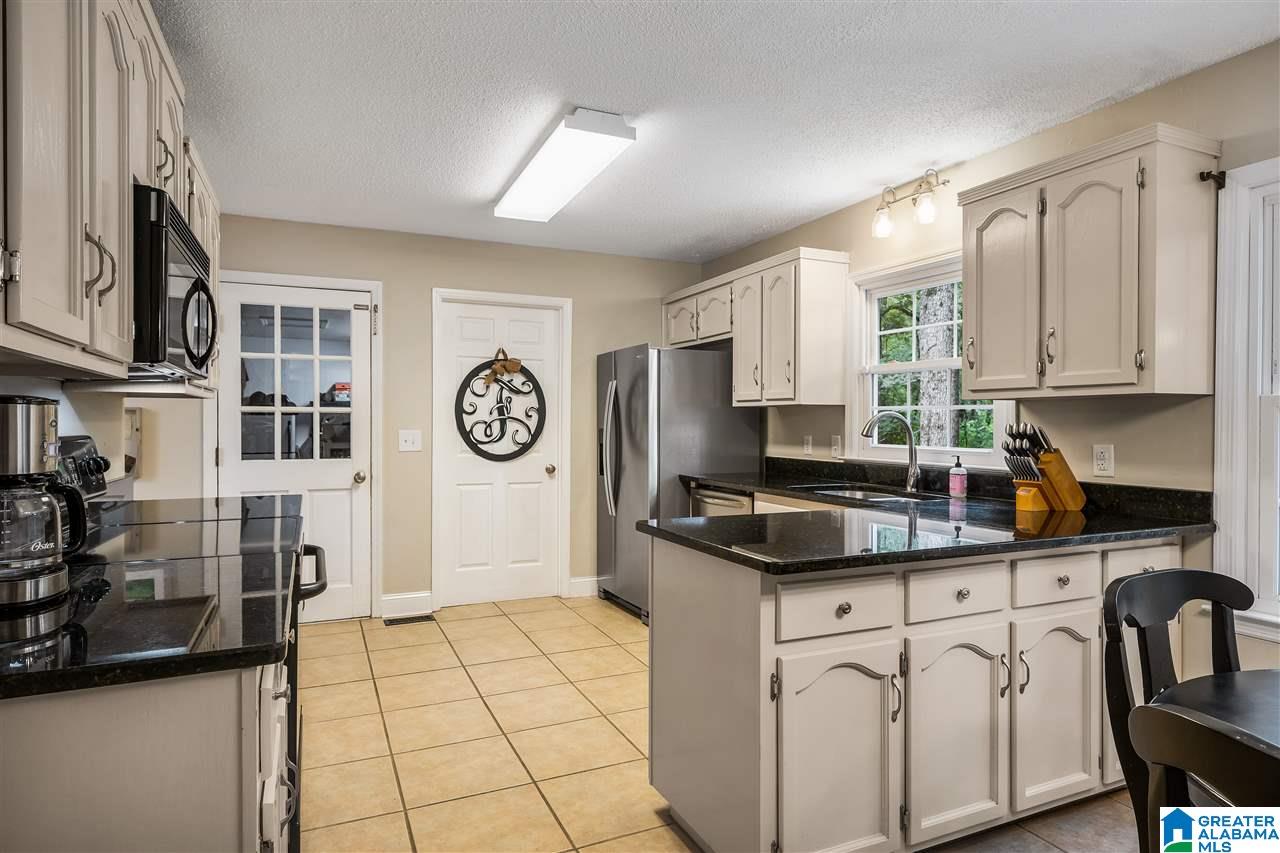 757 Dividing Ridge Drive Birmingham, AL 35244 - Photo 10 of 29