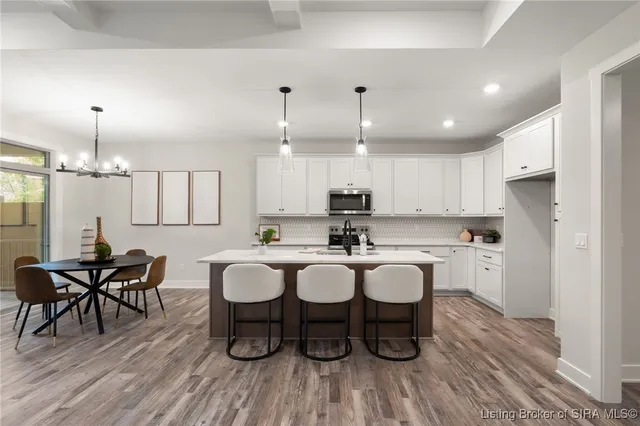 $544,900 | 810 Katie Lane, New Albany, IN 47150