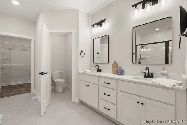 $544,900 | 810 Katie Lane, New Albany, IN 47150