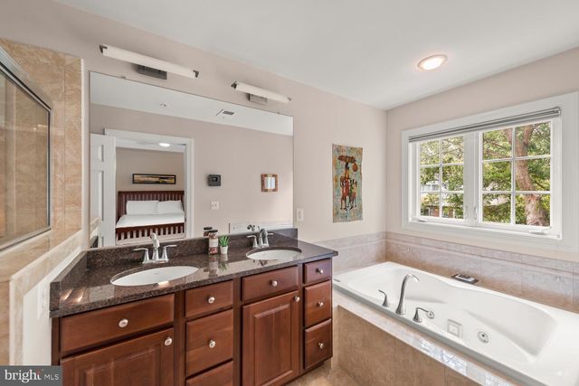 $760,000 | 818 West Glebe Road, Alexandria, VA 22305