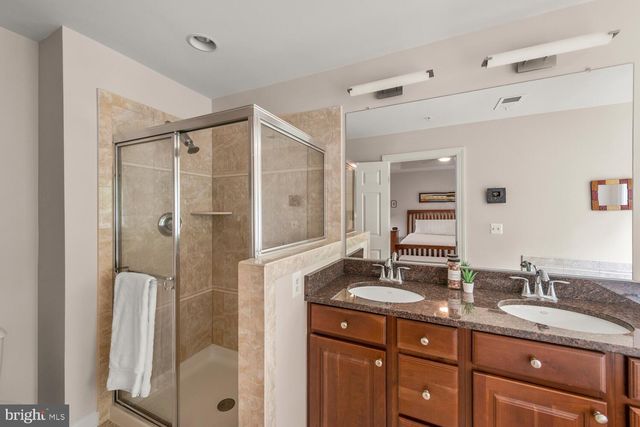 $760,000 | 818 West Glebe Road, Alexandria, VA 22305