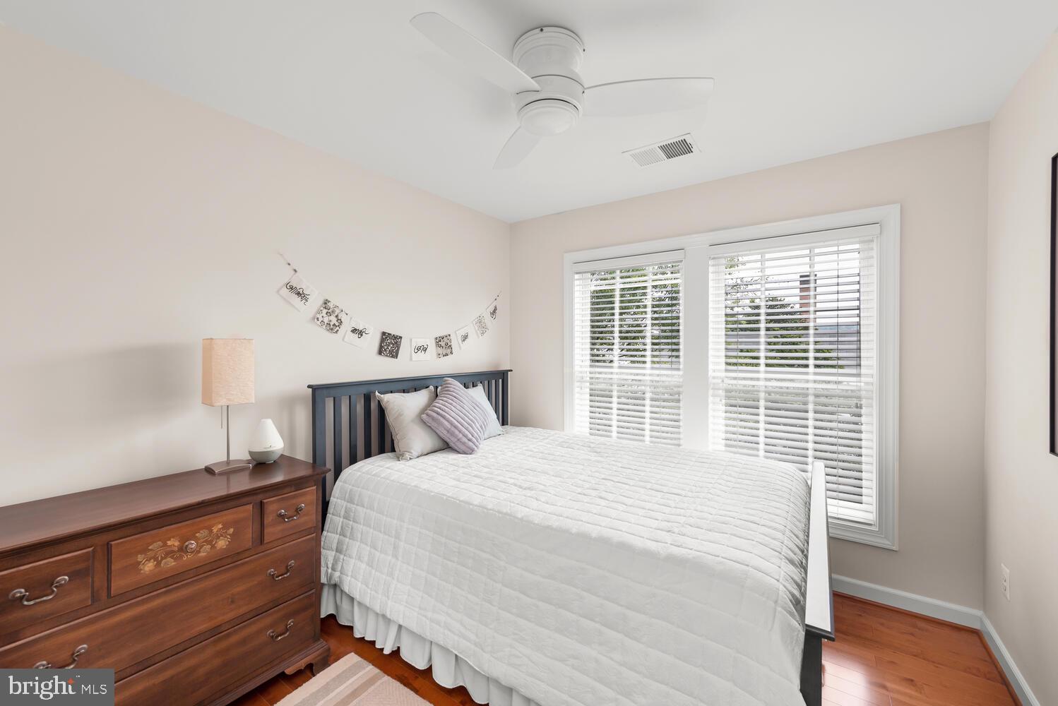 818 West Glebe Road Alexandria, VA 22305 - Photo 28 of 36 2nd bedroom
