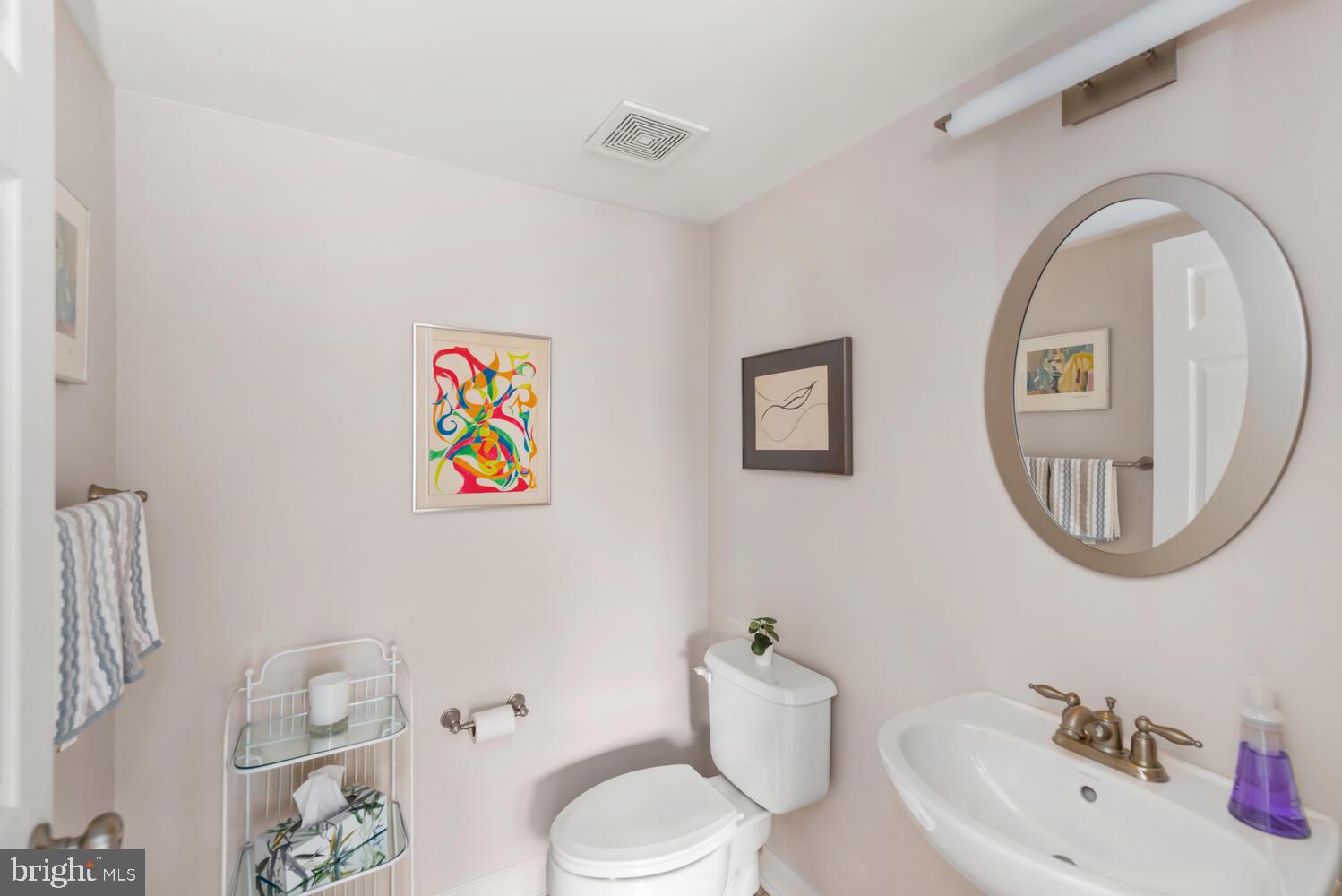 818 West Glebe Road Alexandria, VA 22305 - Photo 7 of 36 half bathroom on lower level