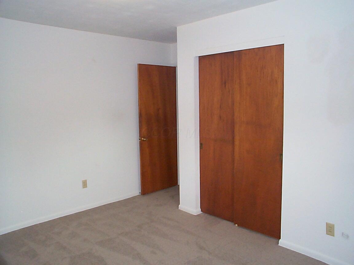 4432 Danforth Road Columbus, OH 43224 - Photo 22 of 26 Bedroom 3