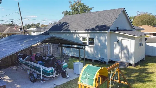$1,400 | 452 Historic W Street, Garyville, LA 70051
