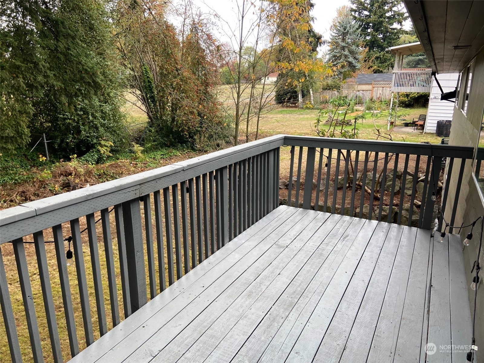 12733 2nd Avenue Southwest Burien, WA 98146 - Photo 23 of 27 a view of wooden deck