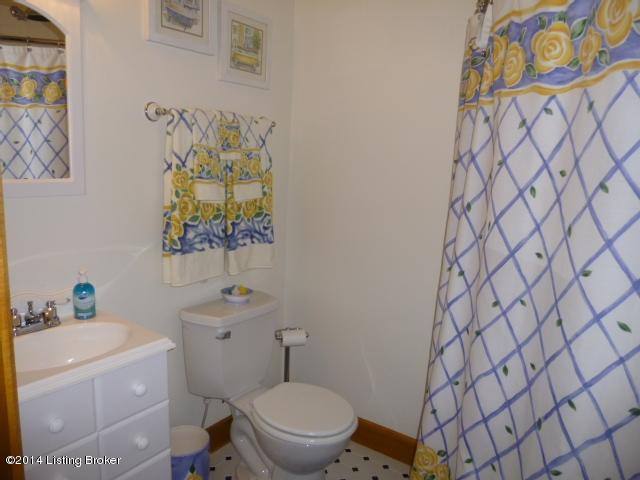 5622 Cedar Grove Road Shepherdsville, KY 40165 - Photo 18 of 25 P1010964