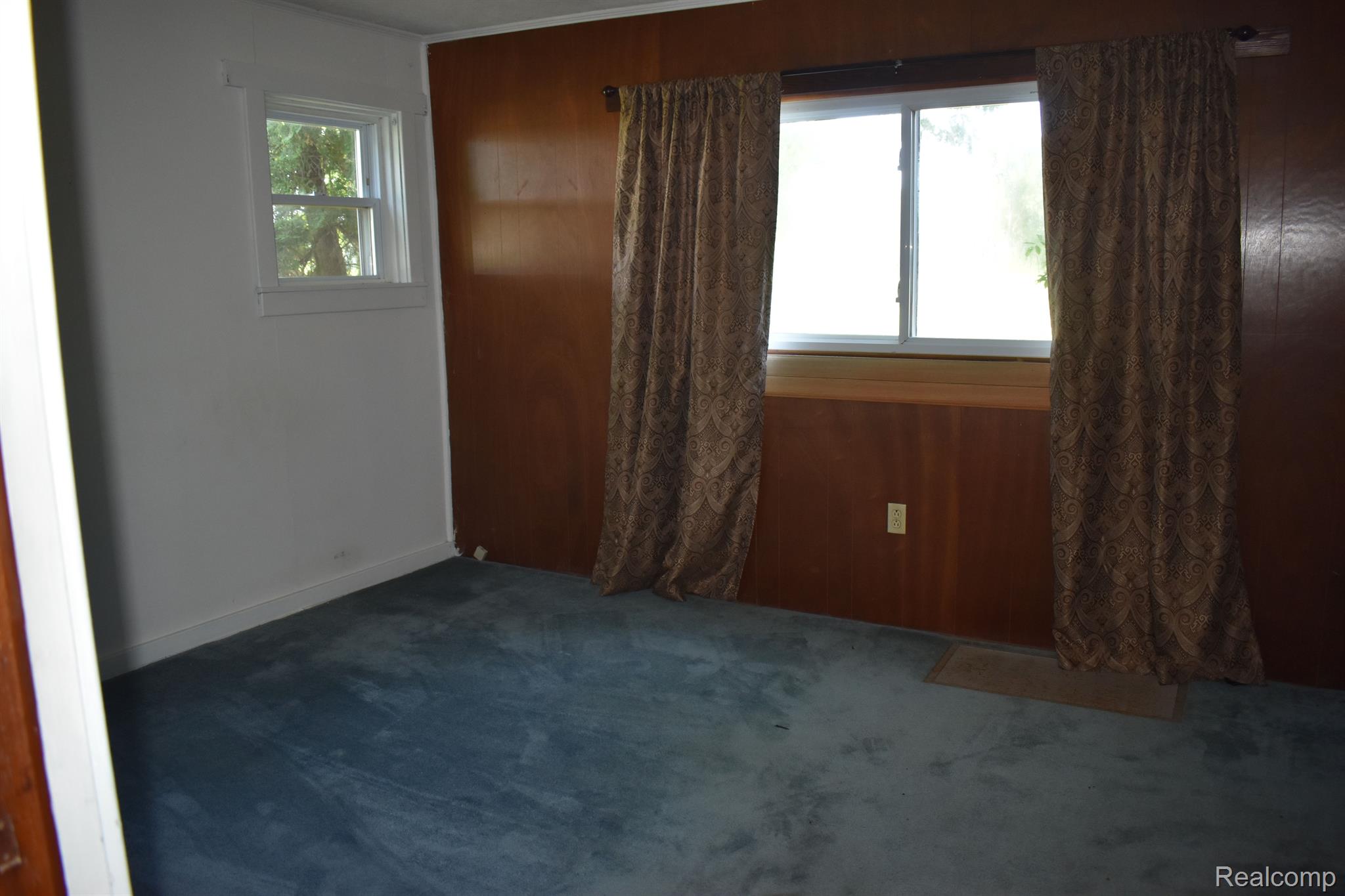 81 North Searls Road Webberville, MI 48892 - Photo 3 of 16 Gallery Image 3