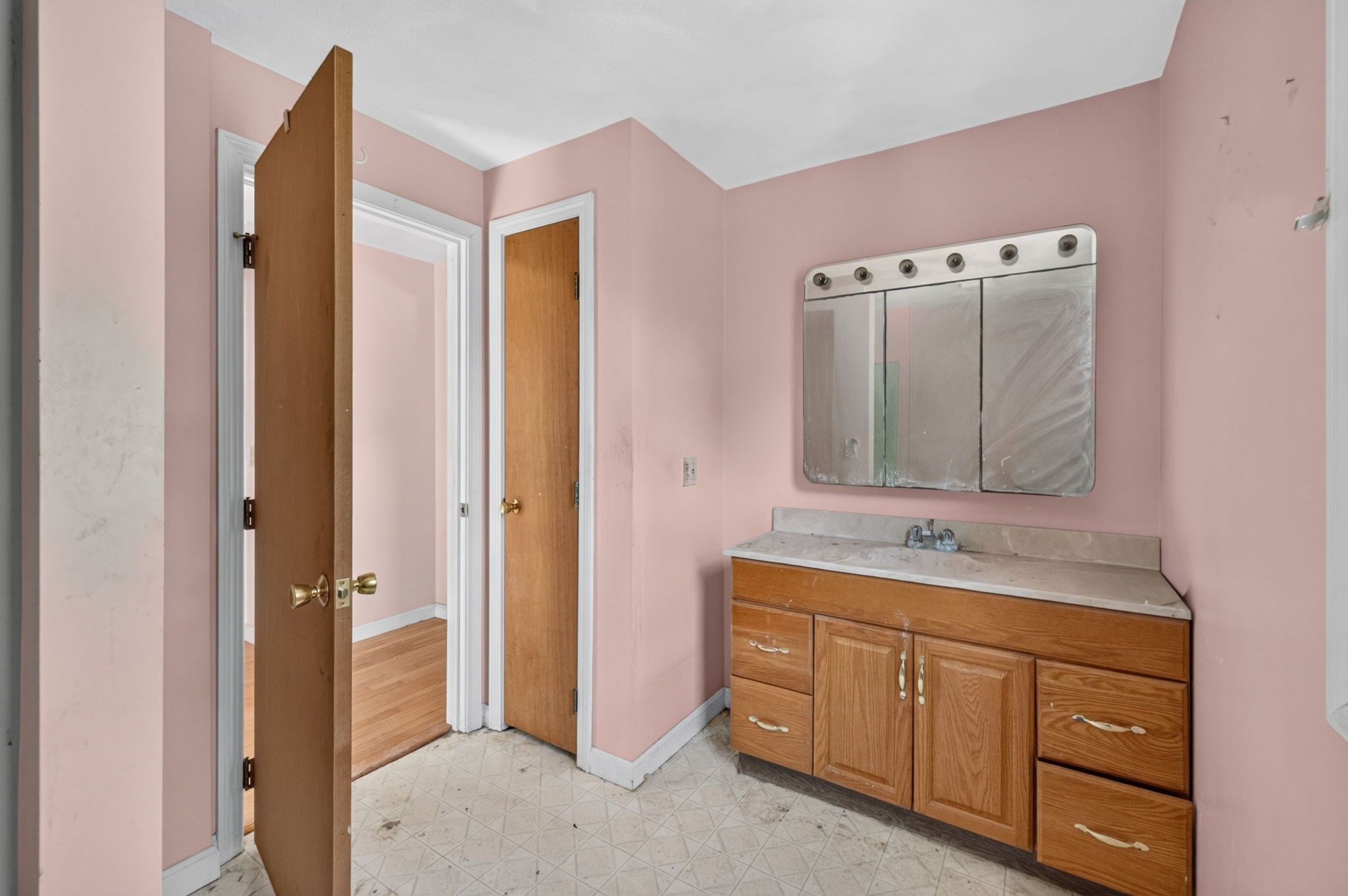 17 Cedar Road Norfolk, MA 02056 - Photo 24 of 32 Gallery Image 24