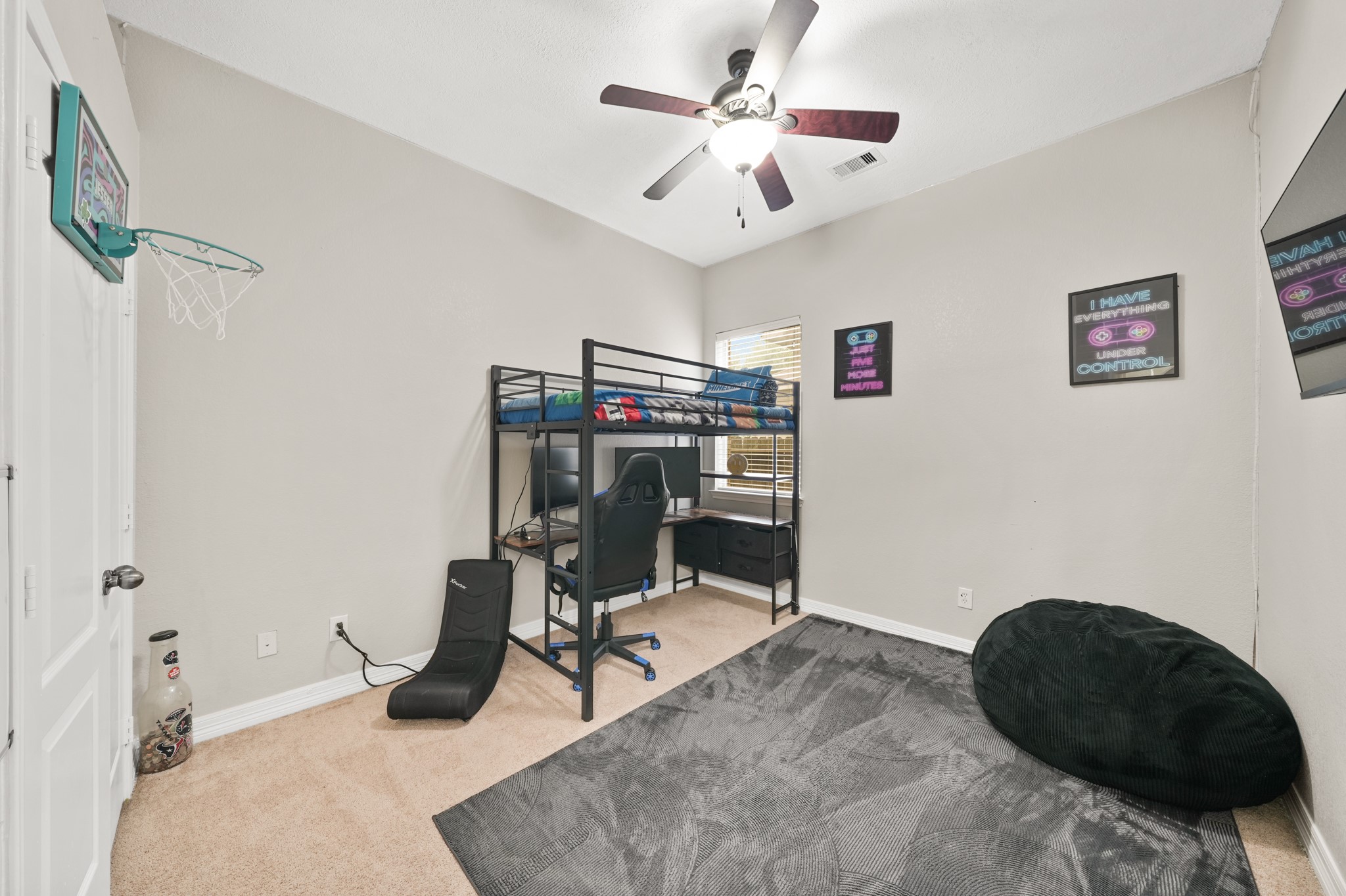9411 Silver Ridge Drive Rosharon, TX 77583 - Photo 13 of 27