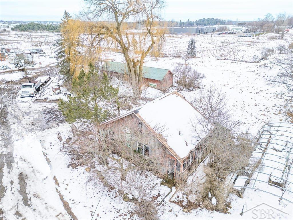 11426 North Mission Road Clare, MI 48617 - Photo 16 of 20