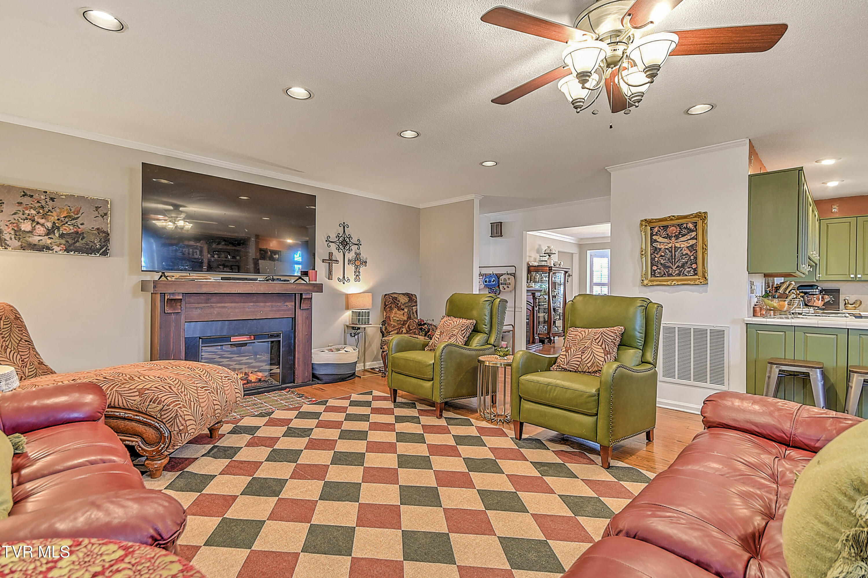 70 Par Lane Greeneville, TN 37743 - Photo 12 of 54 12