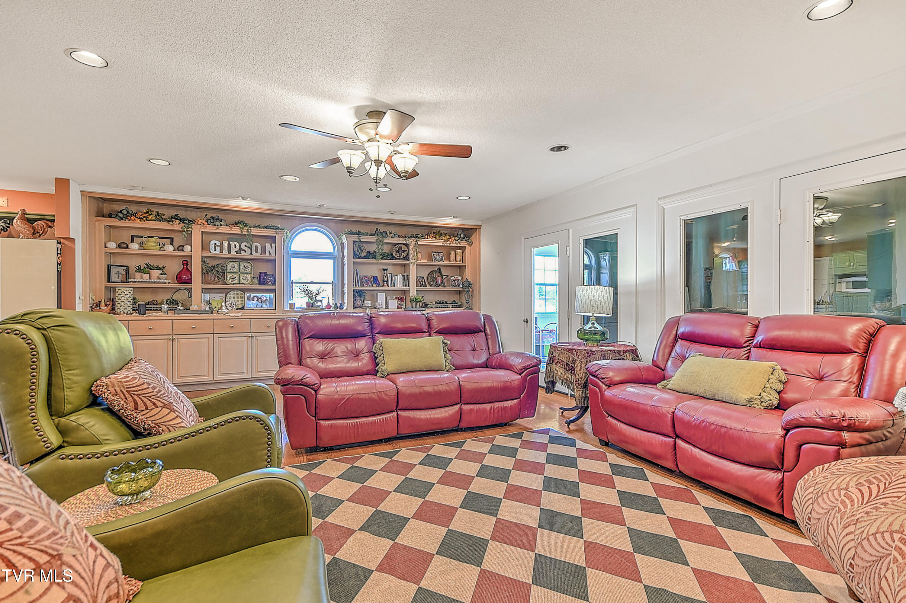 70 Par Lane Greeneville, TN 37743 - Photo 15 of 54 15