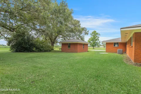$199,000 | 17639 Pelican Road, Erath, LA 70533