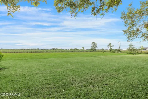 $199,000 | 17639 Pelican Road, Erath, LA 70533