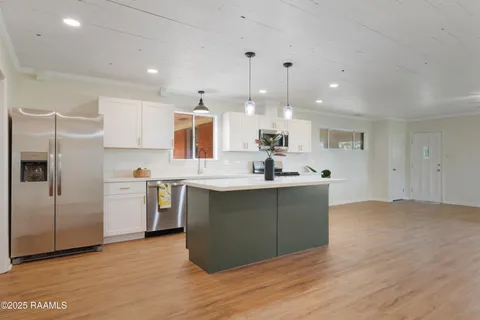 $199,000 | 17639 Pelican Road, Erath, LA 70533