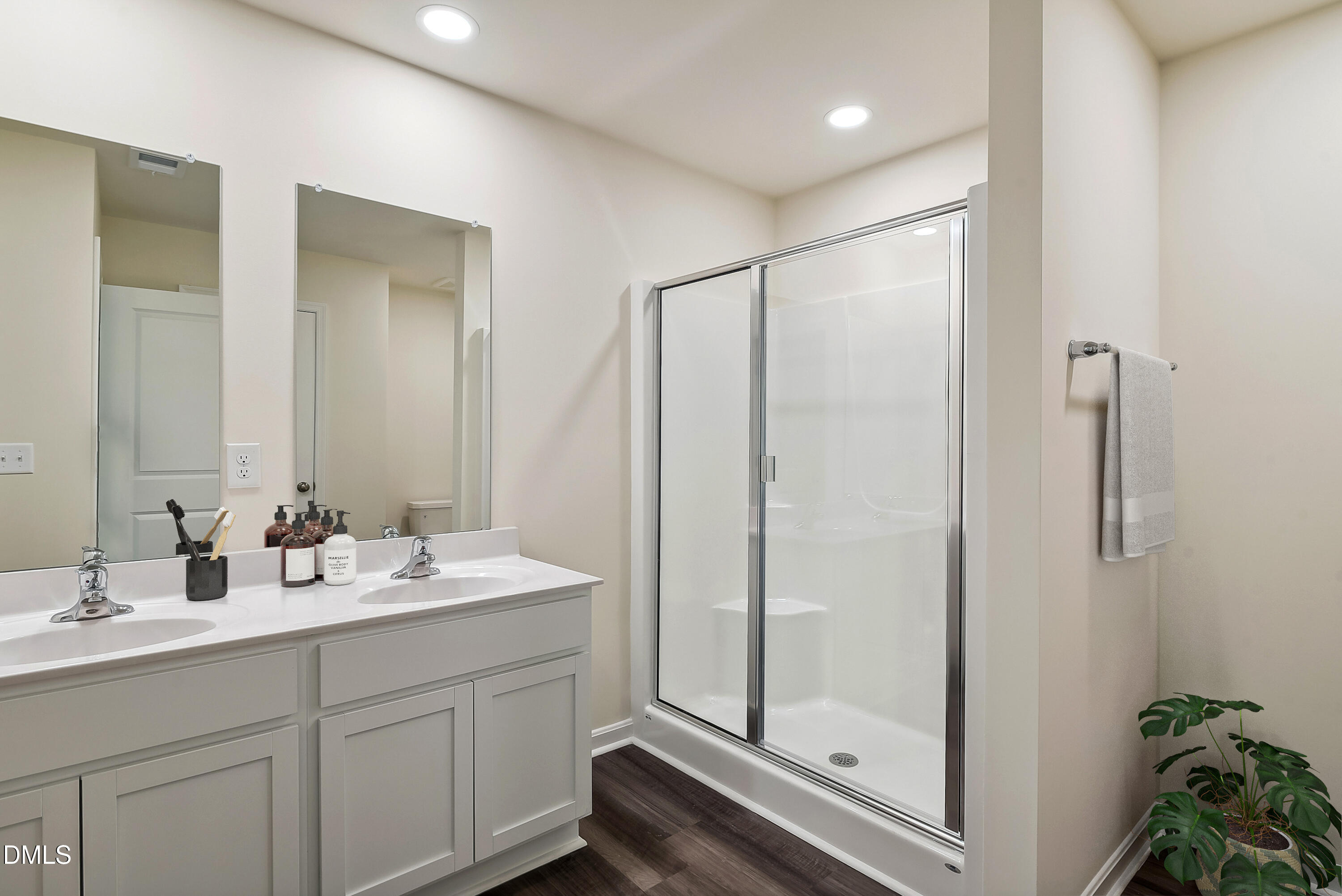 367 Gilliland Road Siler City, NC 27344 - Photo 17 of 31 Triumph - primary bath
