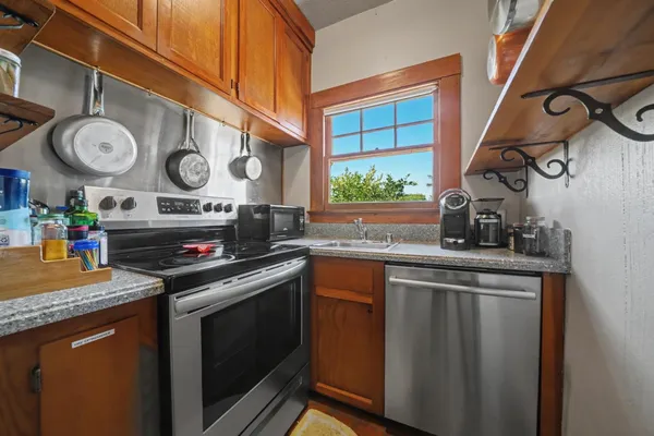 $650,000 | 85 Broad Street, Sutter Creek, CA 95685