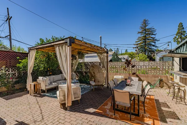 $650,000 | 85 Broad Street, Sutter Creek, CA 95685