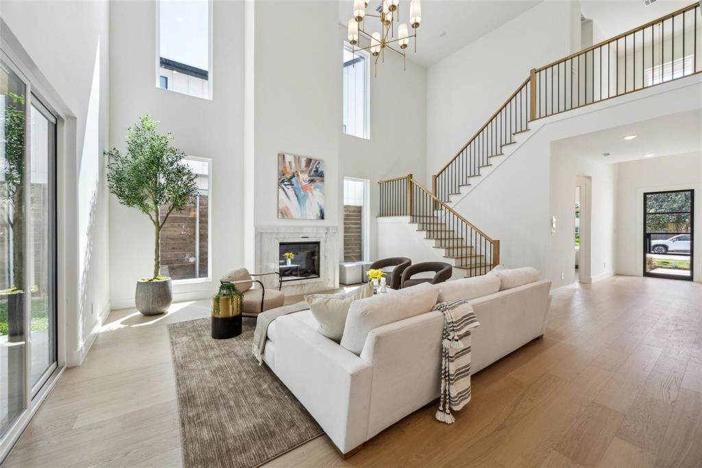 4415 Merrell Road Dallas, TX 75229 - Photo 6 of 33