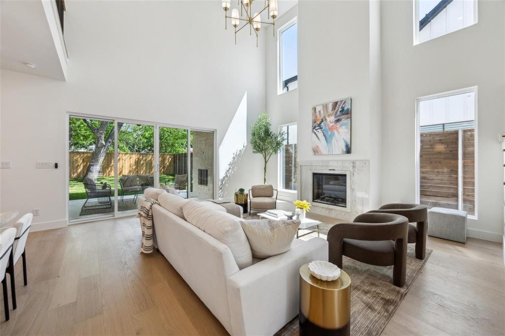 4415 Merrell Road Dallas, TX 75229 - Photo 10 of 33