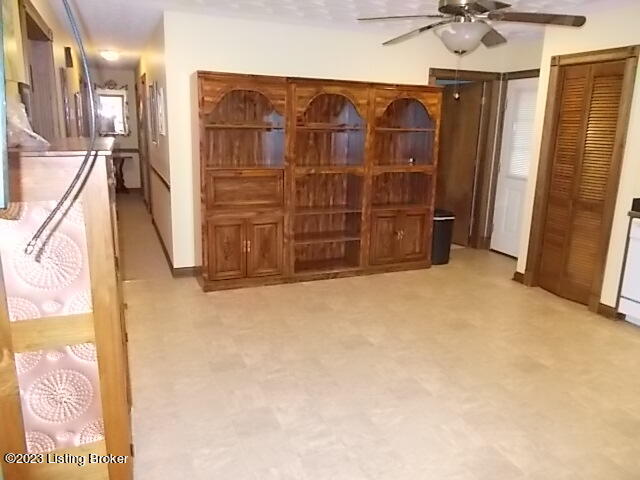 4265 Bloomfield Road Bardstown, KY 40004 - Photo 4 of 21 Nice pantry