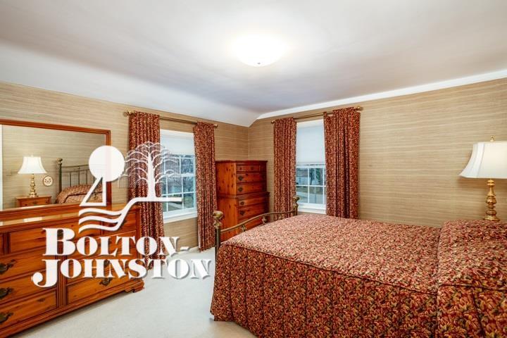1341 South Oxford Road Grosse Pointe, MI 48236 - Photo 18 of 41 50102168-17.JPG