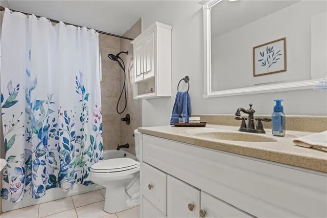 $269,500 | 3040 Greenridge Drive, Verona, PA 15147