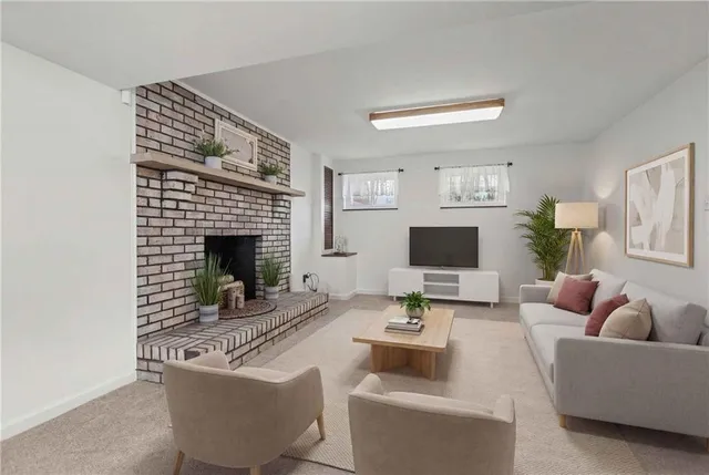 $269,500 | 3040 Greenridge Drive, Verona, PA 15147