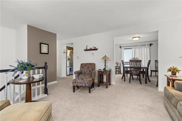 $269,500 | 3040 Greenridge Drive, Verona, PA 15147