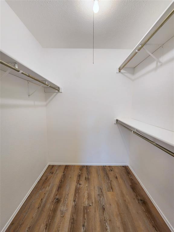 5541 Ragan Drive The Colony, TX 75056 - Photo 18 of 23 Bedroom #3 WIC