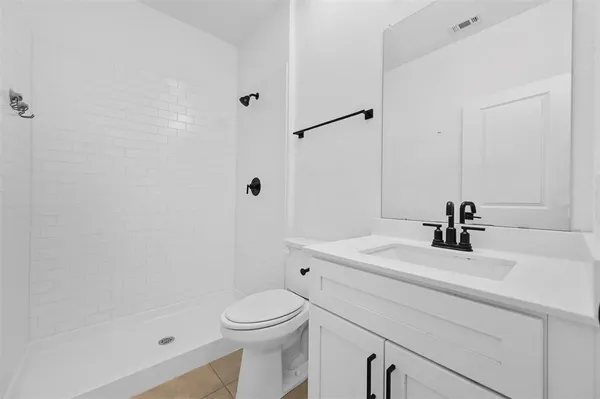 $3,695 | 1428 Victoria Street, Mesquite, TX 75181