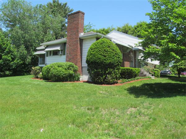 189 Rosemary Road Dedham, MA 02026 - Photo 14 of 21 Gallery Image 14