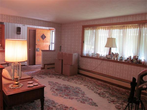 189 Rosemary Road Dedham, MA 02026 - Photo 2 of 21 Gallery Image 2