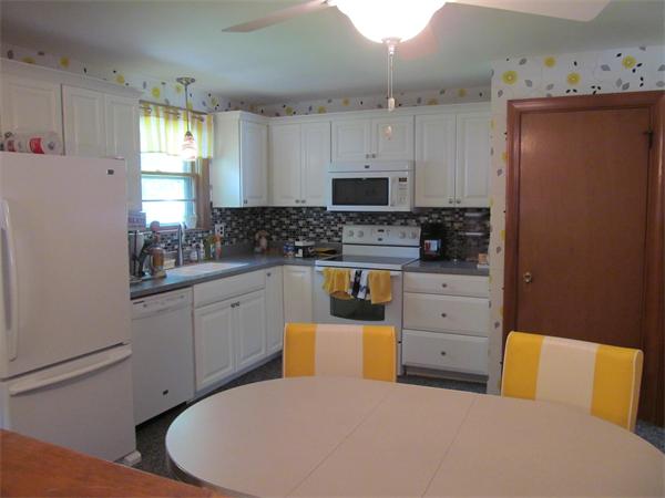 189 Rosemary Road Dedham, MA 02026 - Photo 5 of 21 Gallery Image 5