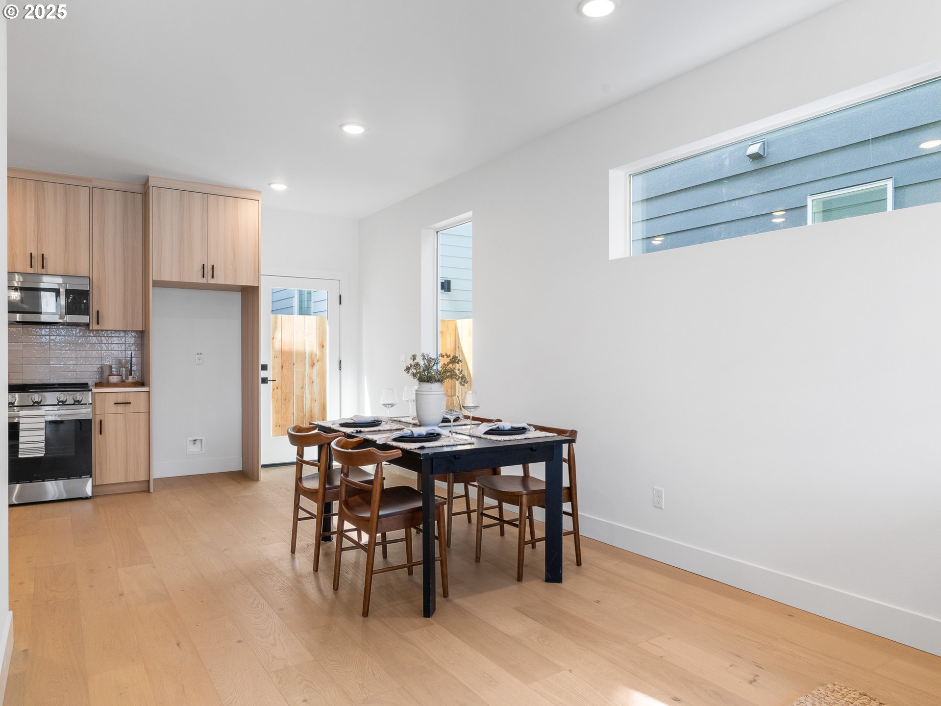 4328 Northeast Going Street Portland, OR 97218 - Photo 3 of 16