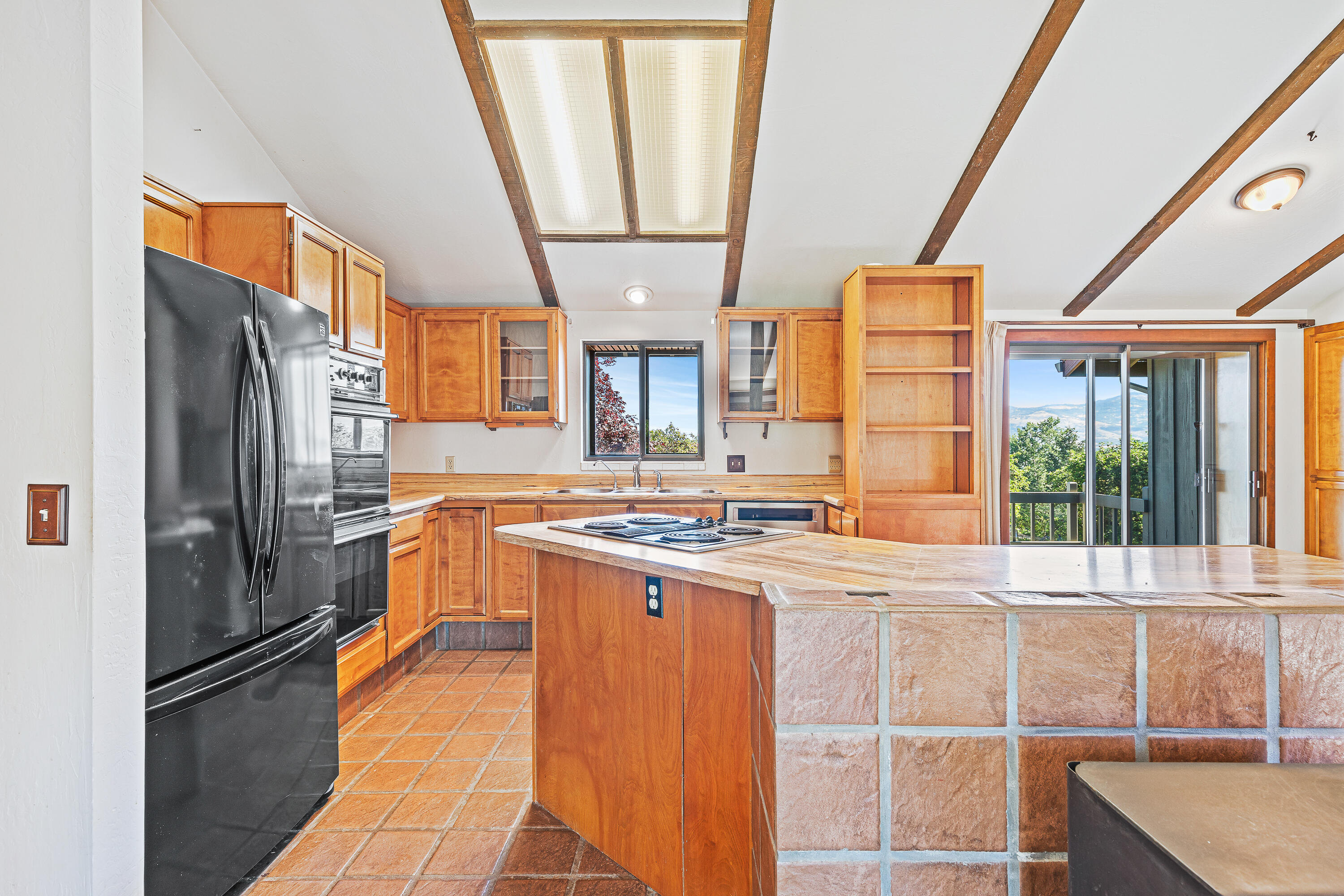 955 Morey Road Talent, OR 97540 - Photo 10 of 32 955 Morey Rd, Talent, OR 97540