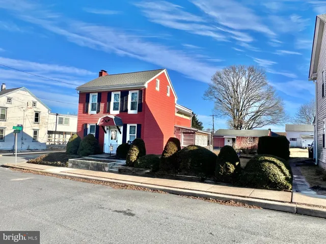 $239,900 | 301 South Franklin Street, Fleetwood, PA 19522