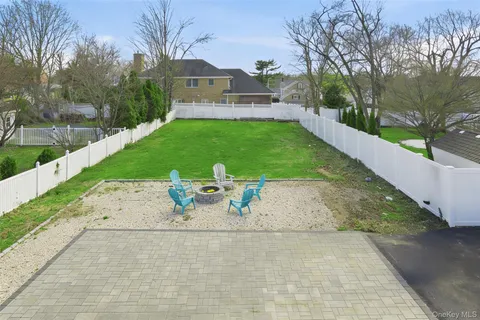 a view of a outdoor space