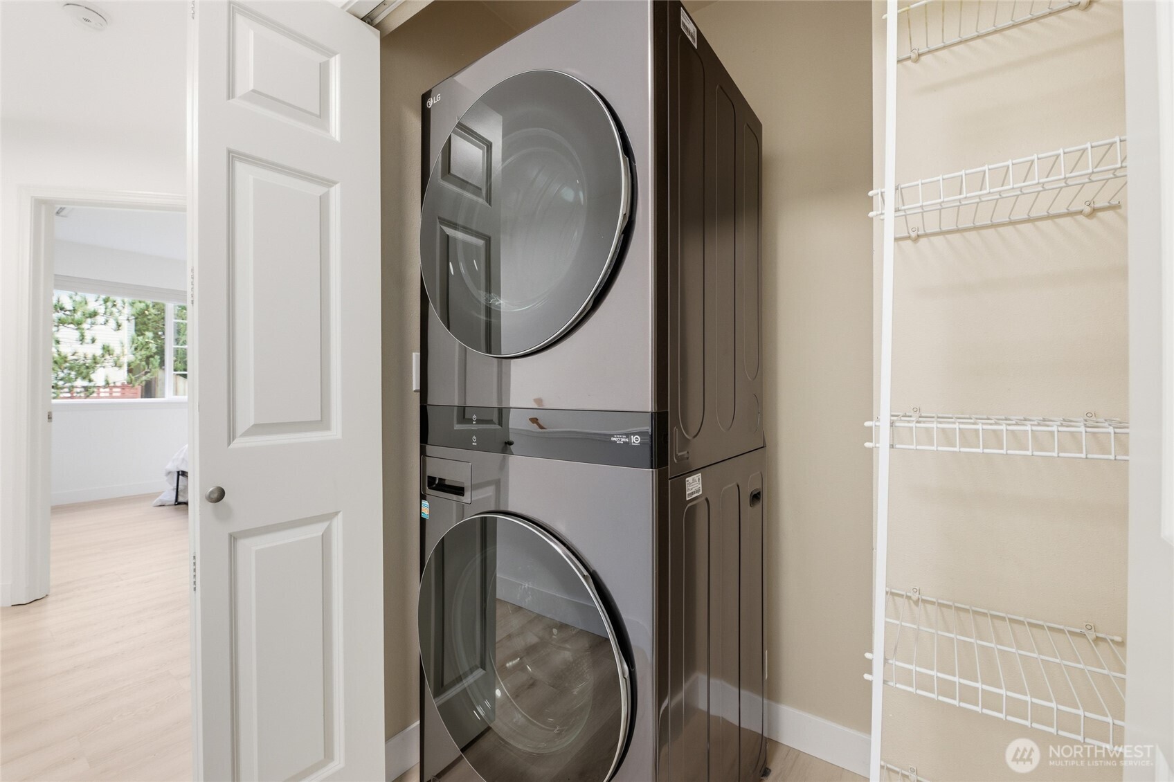 4914 Shattuck Avenue South, Unit EE103 Renton, WA 98055 - Photo 21 of 25