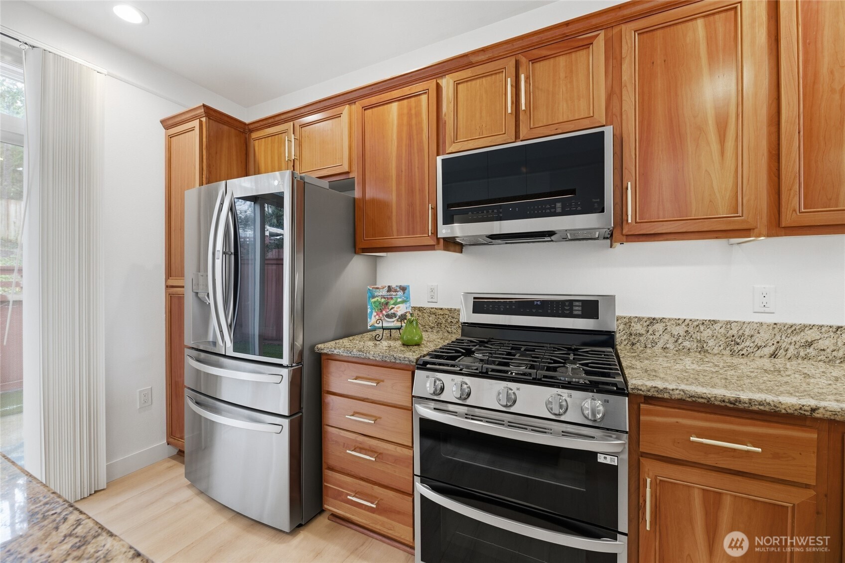 4914 Shattuck Avenue South, Unit EE103 Renton, WA 98055 - Photo 6 of 25