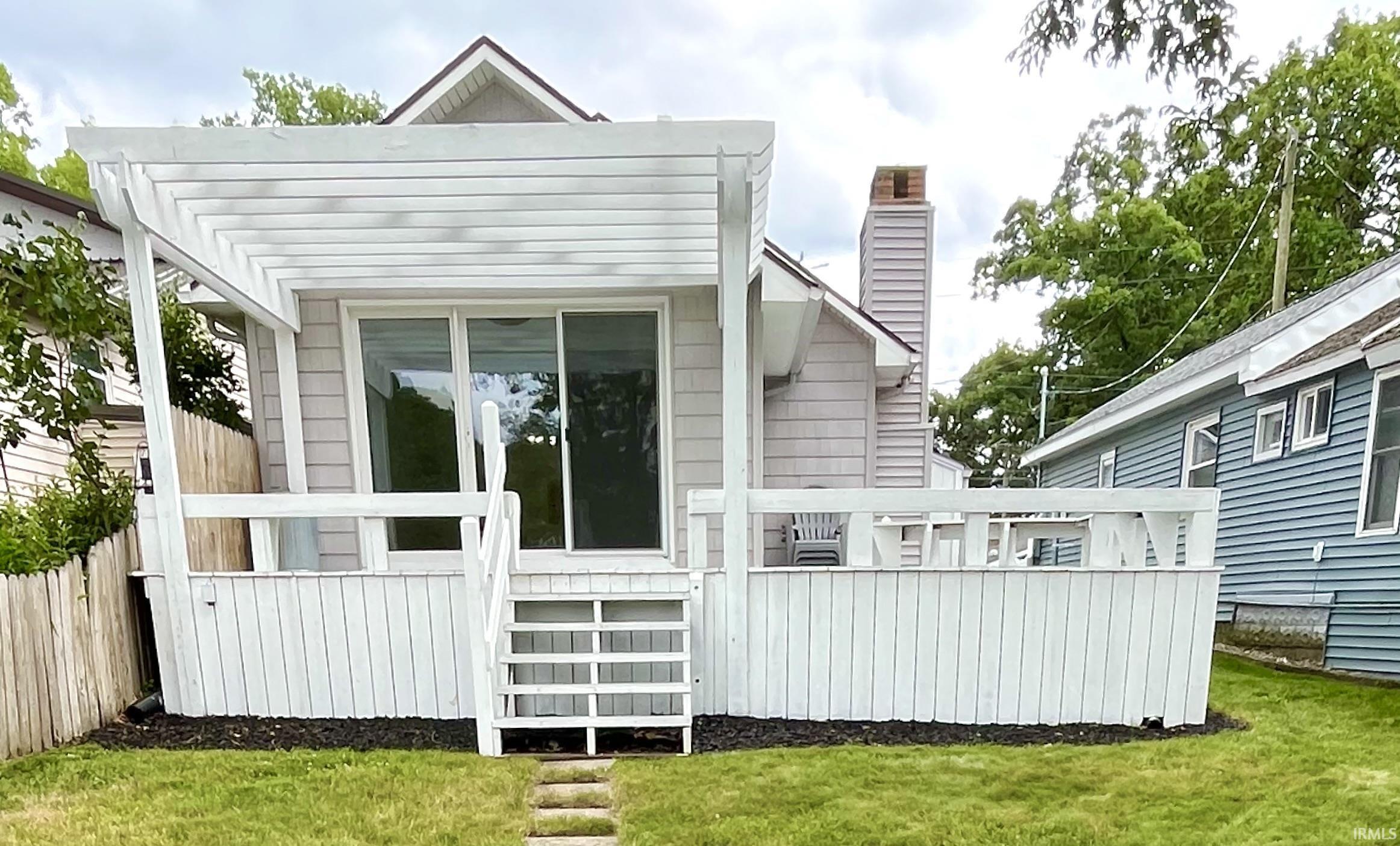 1712 Mitchell Drive Rochester, IN 46975 - Photo 1 of 34