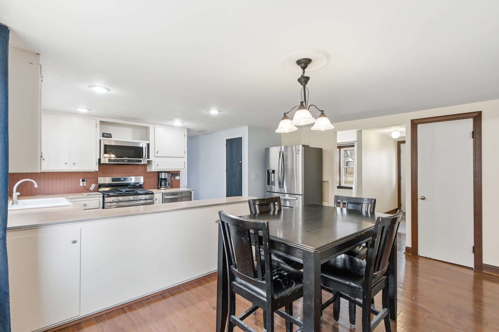 W5097 Highway 16 Rio, WI 53960 - Photo 8 of 63