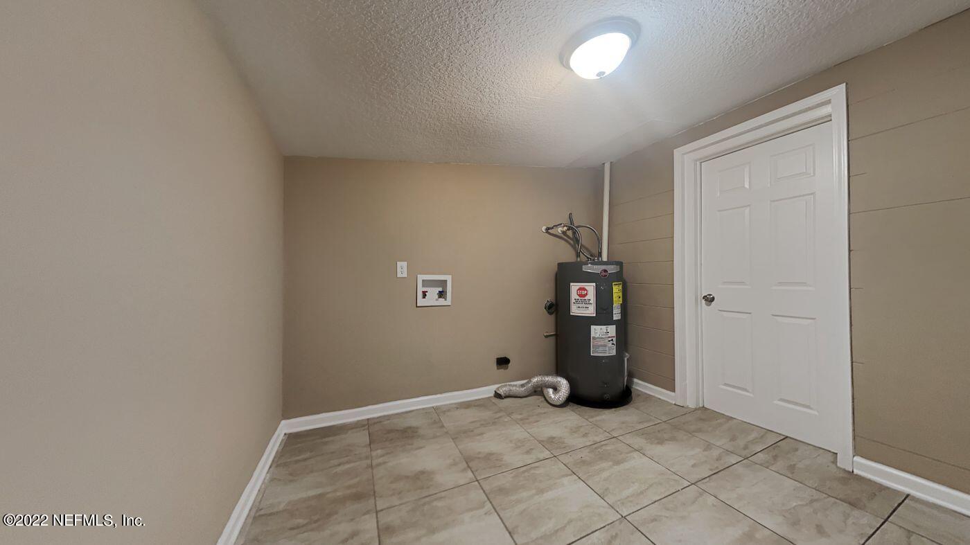 592 Madeira Drive Orange Park, FL 32073 - Photo 7 of 18 6ImageCPNRvxkwzM